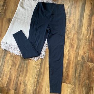 ZYIA 7/8 hi-rise navy leggings with pockets
